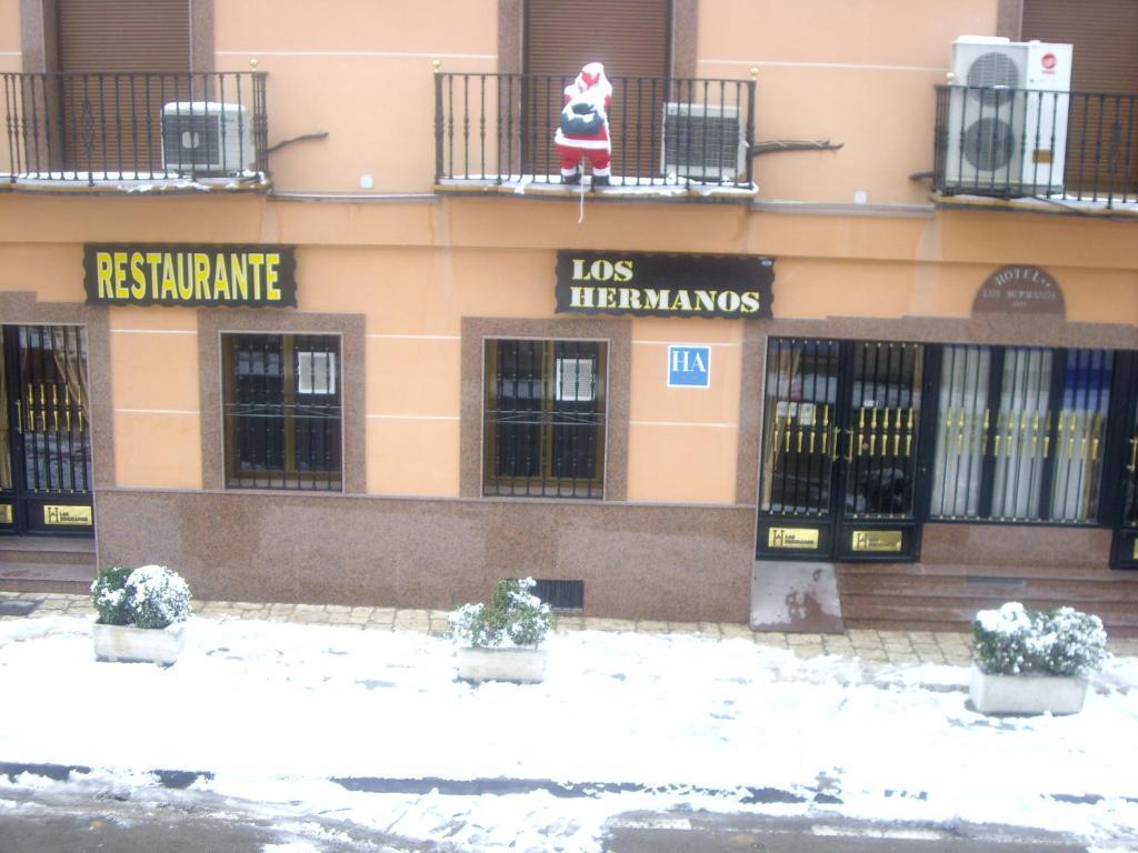 Hotel Los Hermanos โอคานญา ภายนอก รูปภาพ