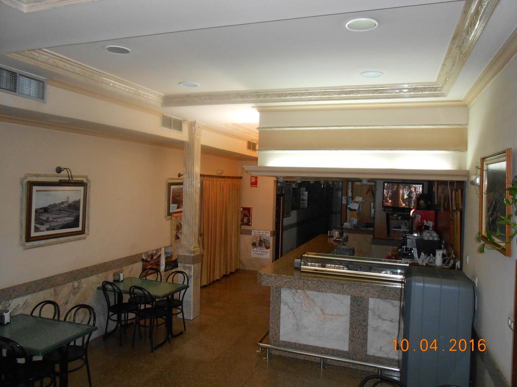 Hotel Los Hermanos โอคานญา ภายนอก รูปภาพ